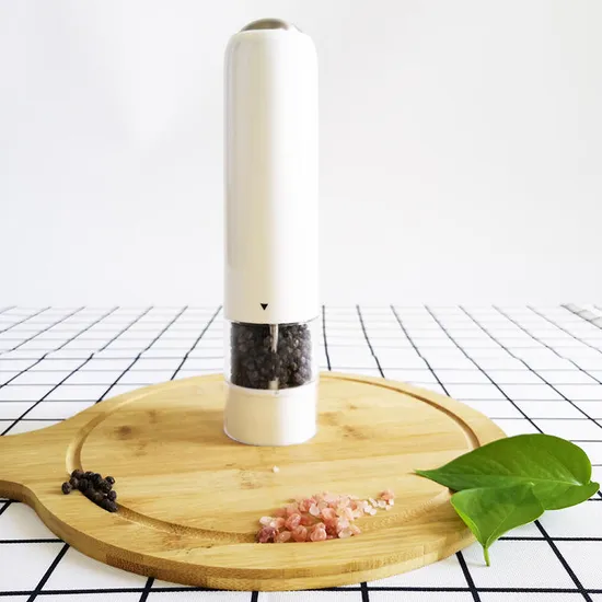 Moulin à sel et à poivre électrique portable en plastique avec crochet pour la cuisine